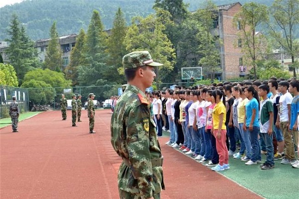 重庆南川职业中专学校(重庆到南川在哪里坐车)图3