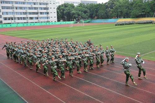 重庆口腔学校中专院校(医学类中专院校有哪些)  第1张