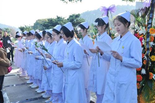 重庆厨师培训学校地址(重庆厨师培训学校哪个最好)图1